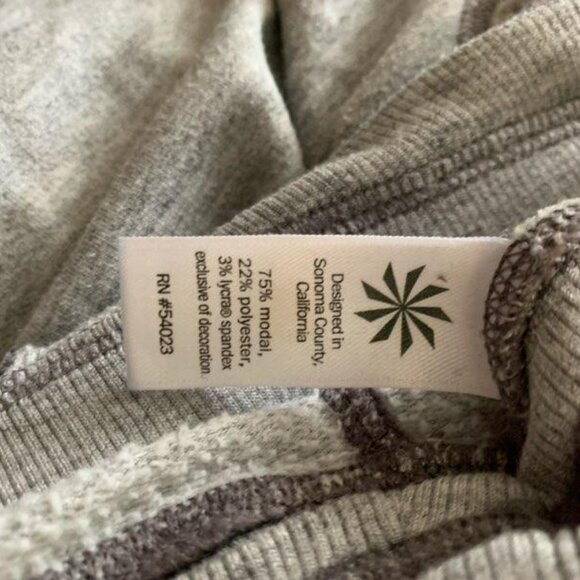 Athleta light grey  lounge sweatpants - Picture 6 of 6